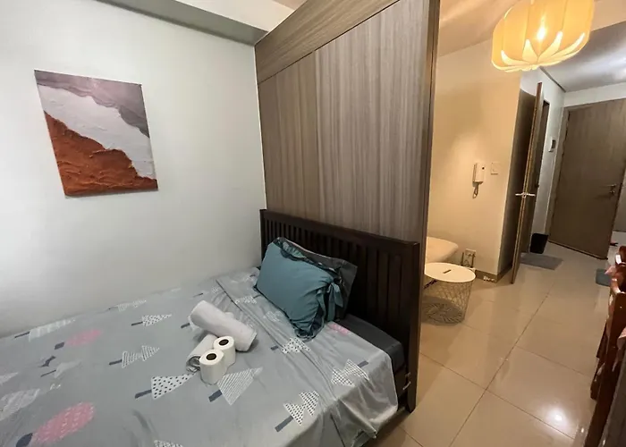 Apartment Shore 2 2-bed Balcony View Wifi Tv Near Moa 834 Manila